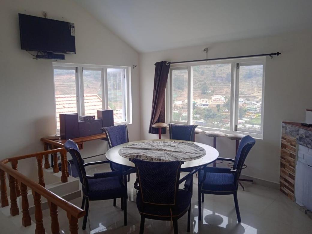 Ooty Blue Mountain Villa Thalayathimund Buitenkant foto
